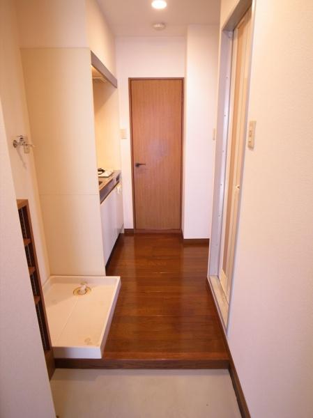 福岡市東区箱崎3丁目のマンション(玄関)