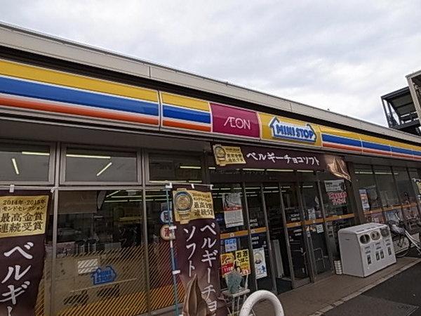 ルブラン箱崎(ミニストップ福岡箱崎1丁目店)