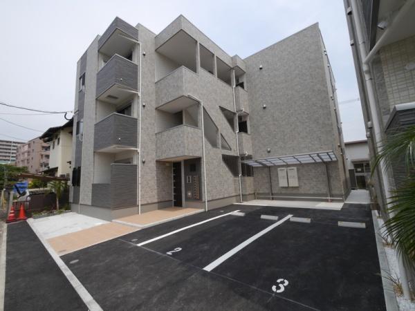 福岡市東区原田１丁目のアパート