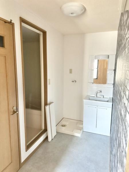 横須賀市三春町１丁目のマンション