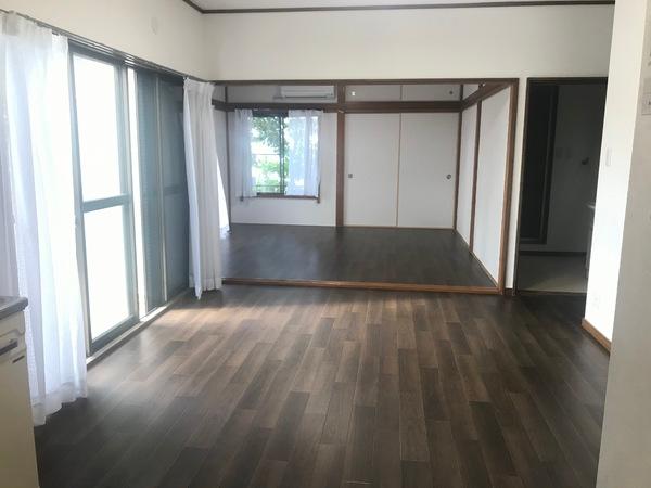 若松町3丁目貸家
