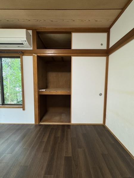 若松町3丁目貸家