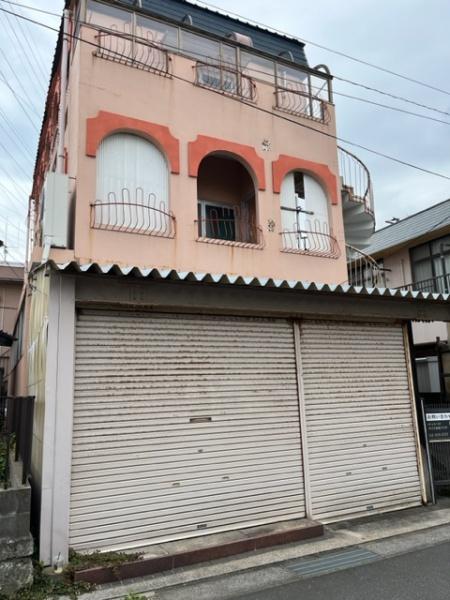 横須賀市ハイランド４丁目の店舗（建物一部）