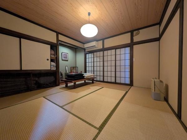 葉山一色貸家