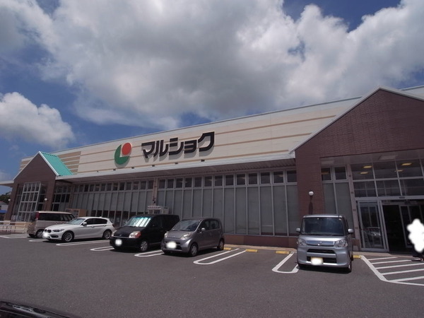 荻浦貸家(マルショク南風店)