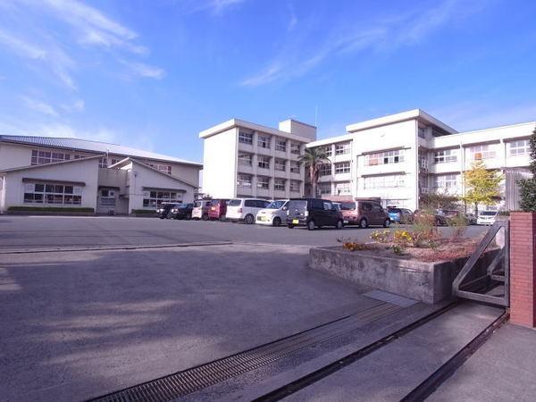 ポルトボヌール前原(糸島市立前原西中学校)