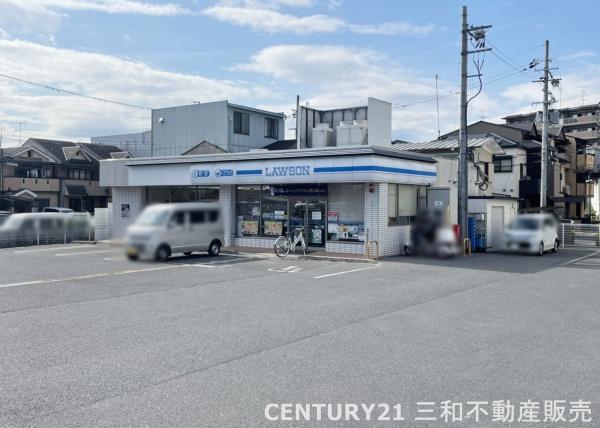 ルミエール西京極(ローソン天神川七条店)
