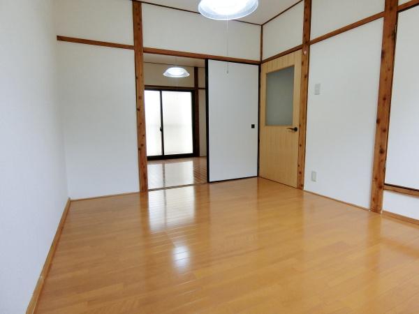 右京区西京極東大丸町