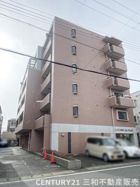 グランベリー嵯峨東