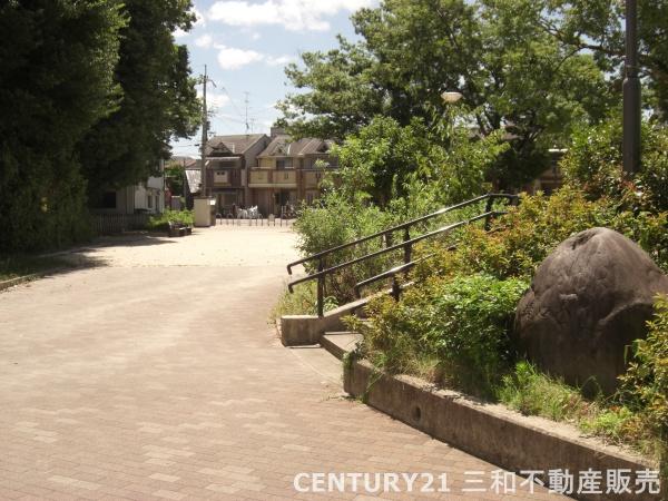 右京区梅津高畝町貸家(構口公園)