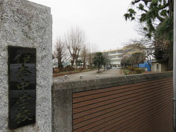 伊奈町小室貸家(伊奈中学校)