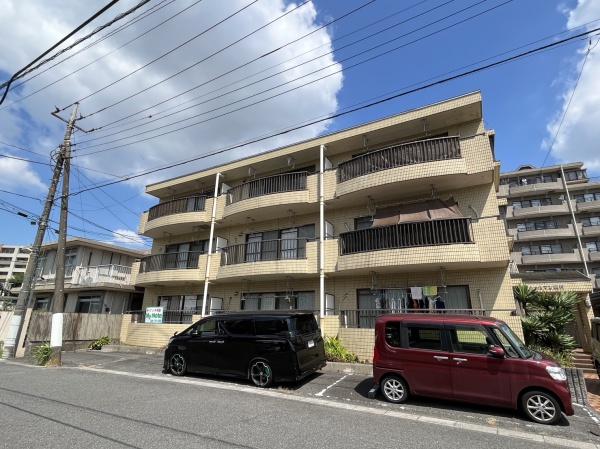 シャルマン島村