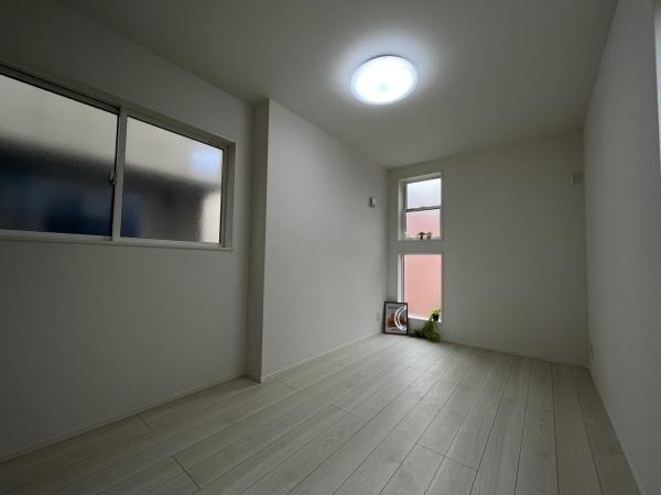 浦和区針ヶ谷４丁目戸建