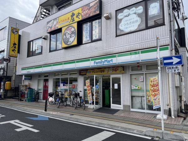 ホワイトパレス大宮(ファミリーマート)