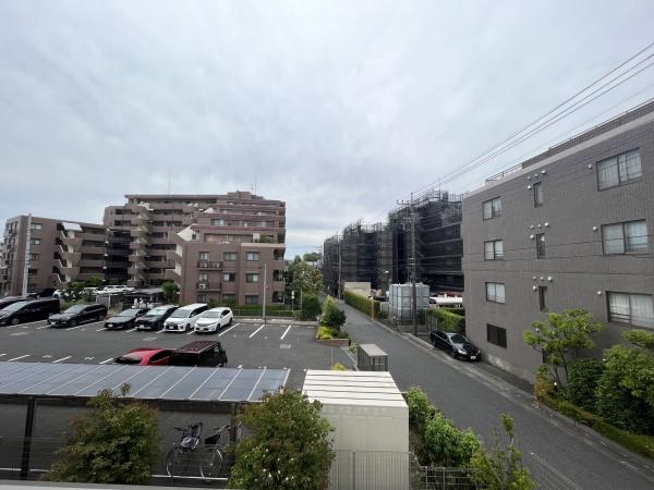 イズヤグリーンヒルズＤ