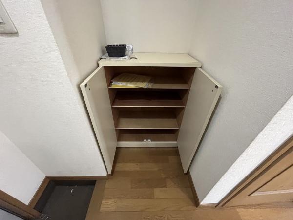 アルバニー荻嶋