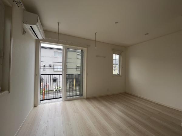 土呂町1丁目メゾネット
