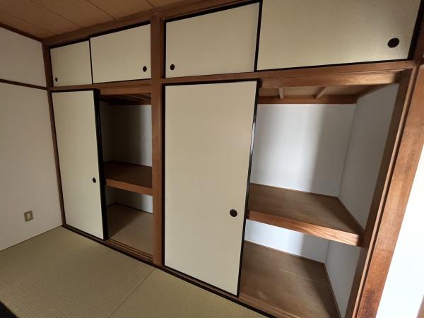 ロイヤルヒルズＡ棟