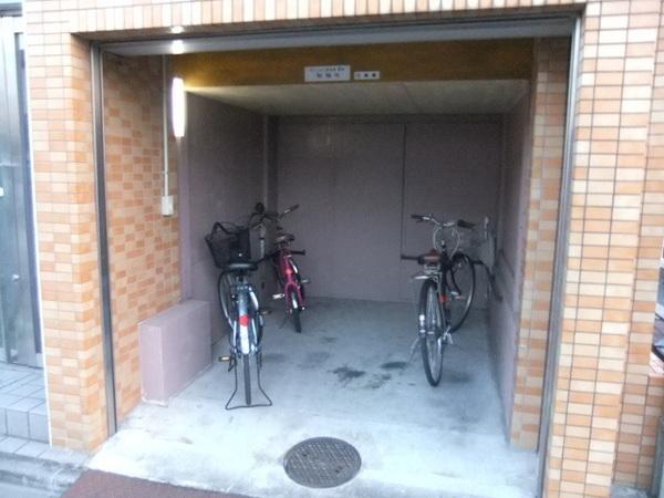エスポワール２大宮