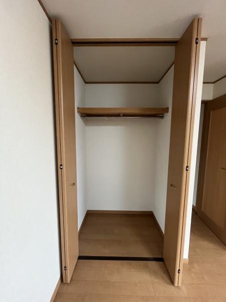 佐知川中川邸貸家