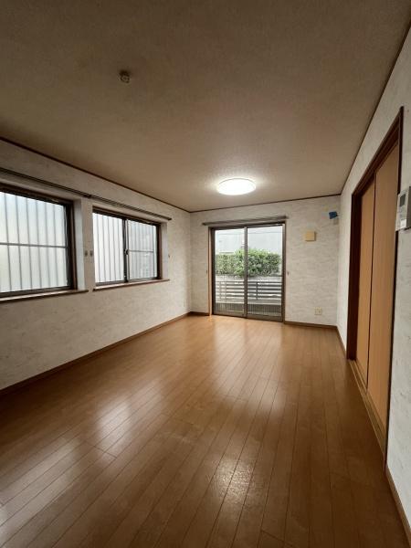 佐知川中川邸貸家