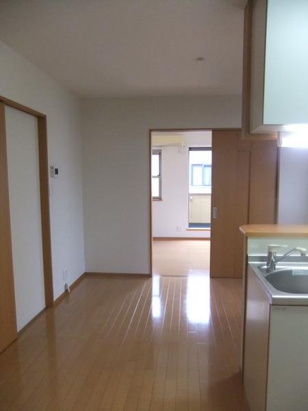 東風館