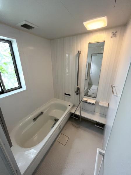 草加市新里町テラスハウス