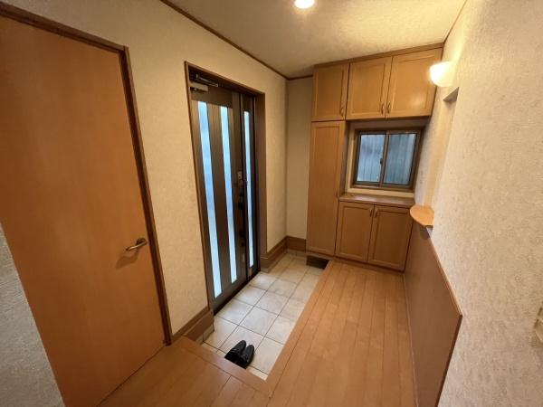 佐知川貸家