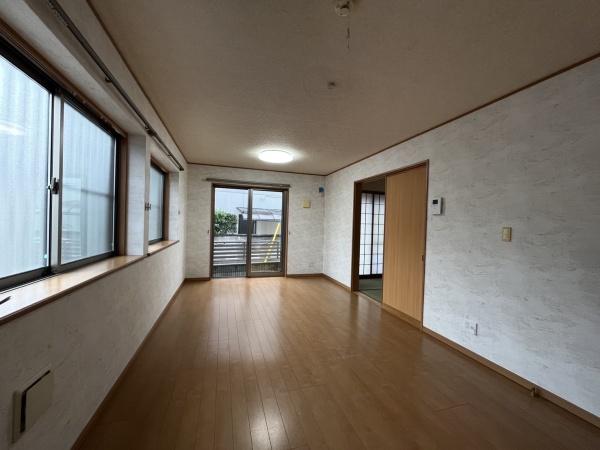 佐知川貸家
