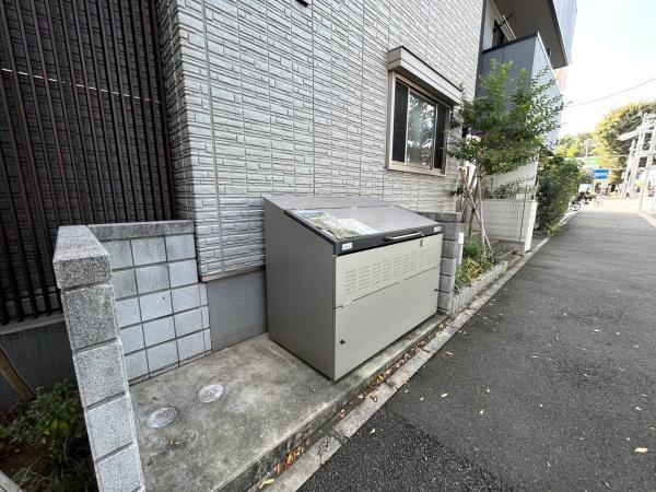 レフィシア