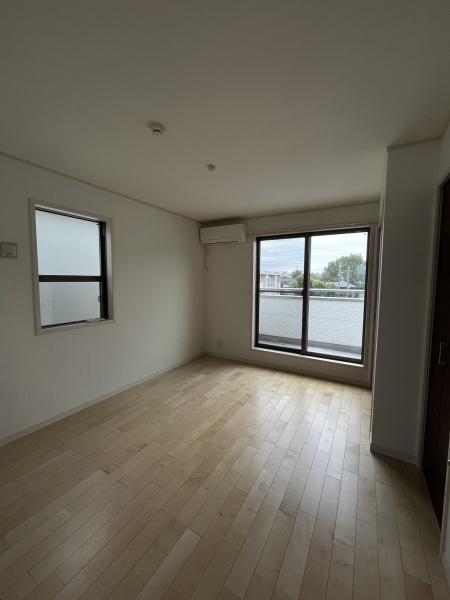 領家7丁目一戸建(洋室)