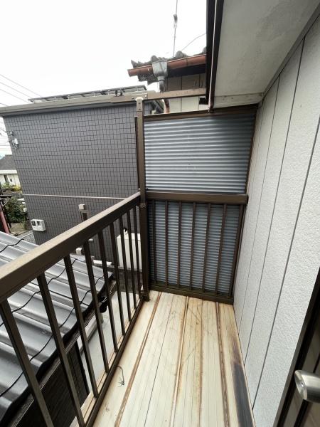 春日部市薄谷の貸家(バルコニー)