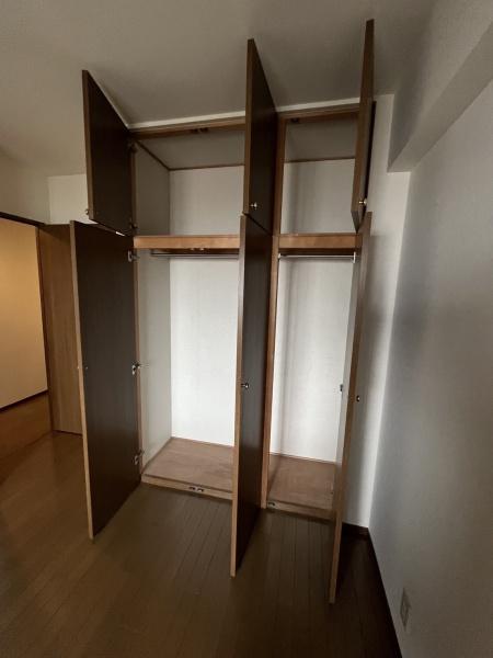 ルネグランテラス(収納)