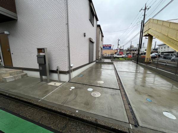 浦和区上木崎戸建(駐車場)