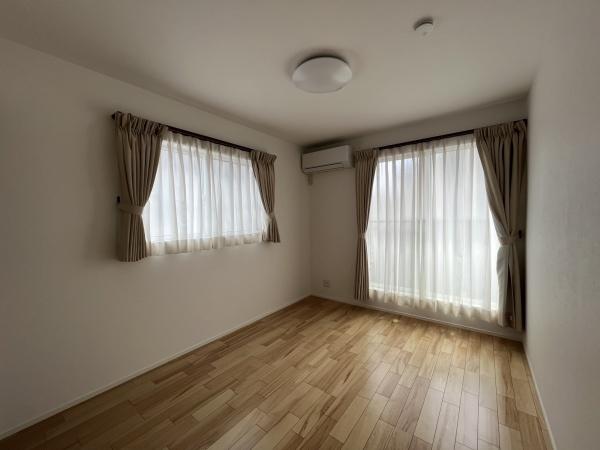 さいたま市岩槻区城南4丁目戸建(洋室)