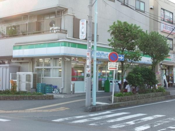 アバンティア(ファミリーマート)