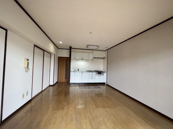 ロイヤルヒルズＡ棟