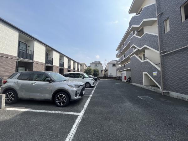 ロイヤルプラザ