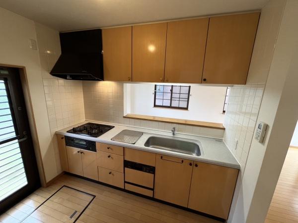 さいたま市桜区田島３丁目貸家