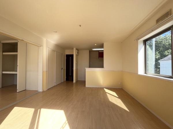 ロイヤルカーサ