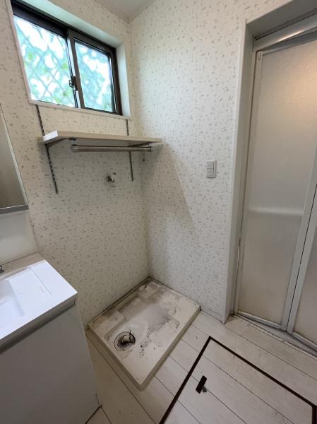 草加市新里町テラスハウス