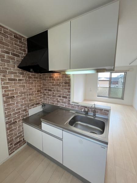 草加市新里町テラスハウス