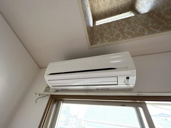 アルバニー荻嶋