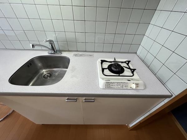 アルバニー荻嶋