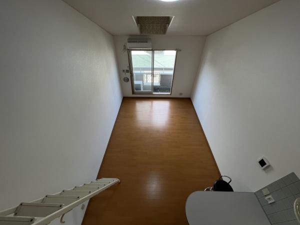 アルバニー荻嶋