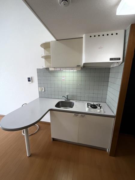 アルバニー荻嶋