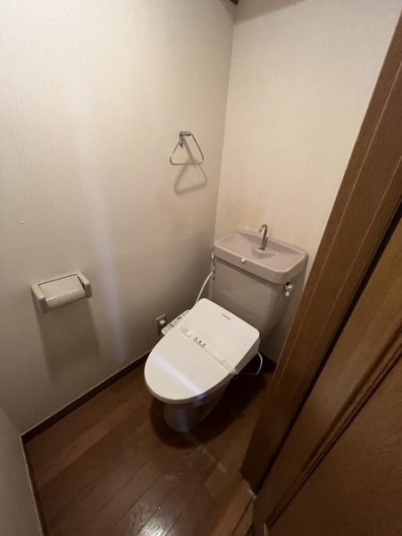 アルバニー荻嶋