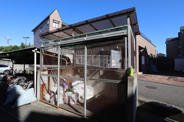 ロイヤルヒルズＣ棟