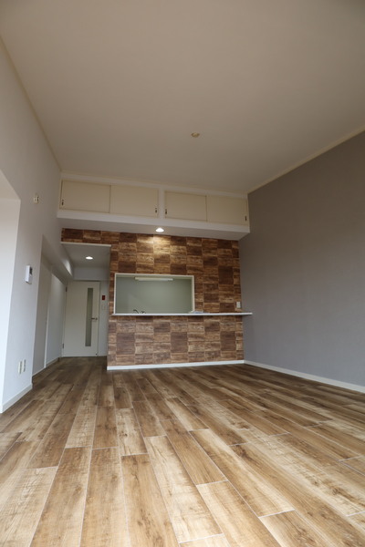 ロイヤルヒルズＣ棟