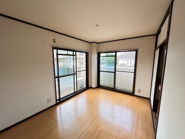 エミリーパレス